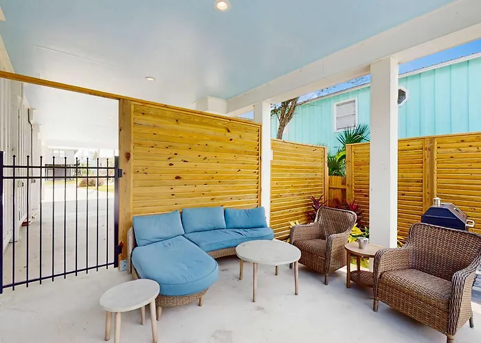 Holiday home New Dog-friendly With A Private Pool Near The Gulf *